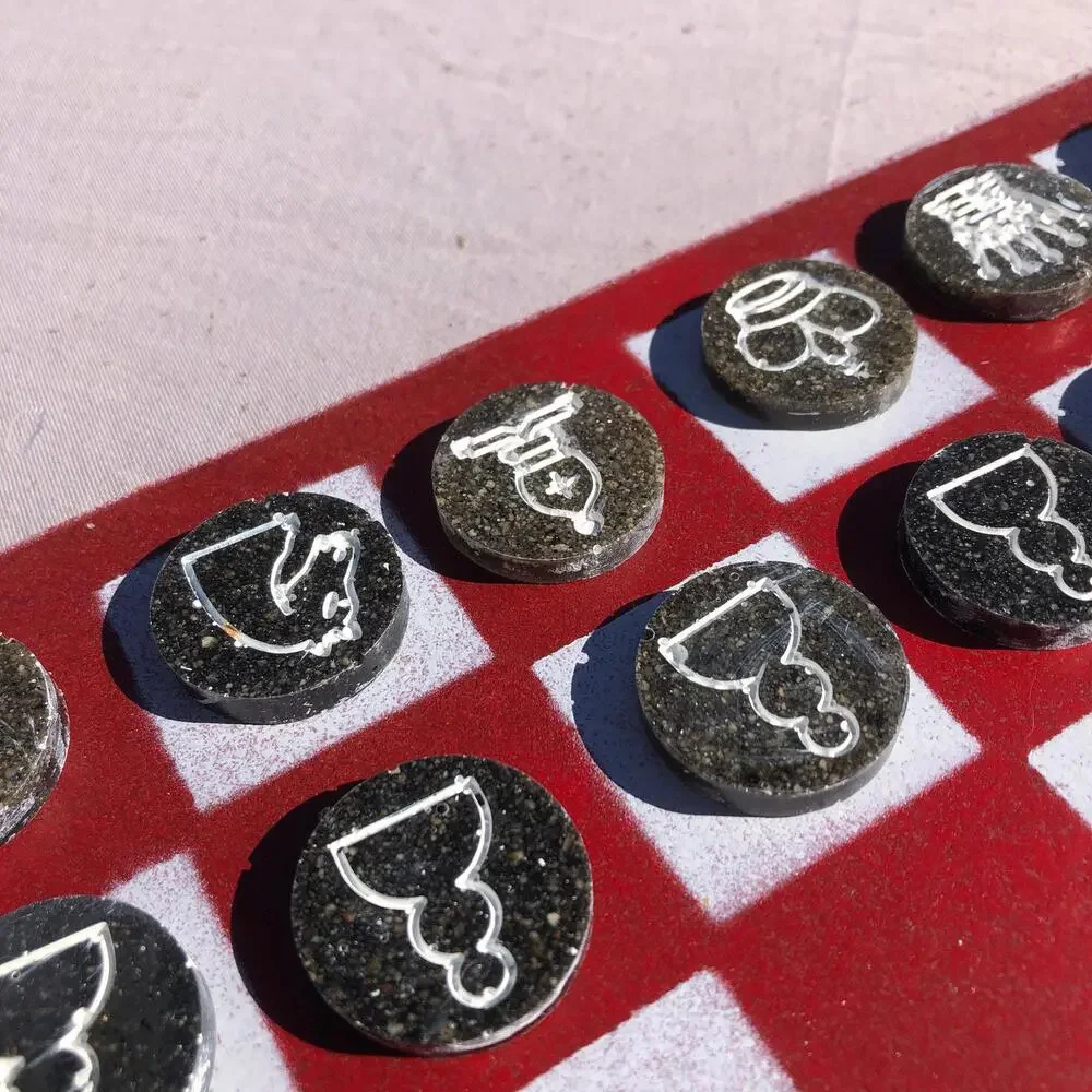 Chess Set - Sunset Red - Picture 6 of 9